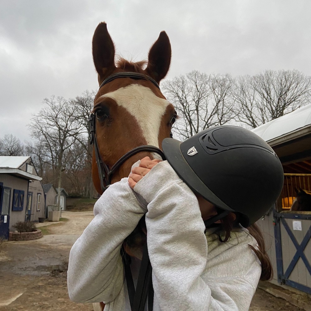 Meet your Posher, Alena